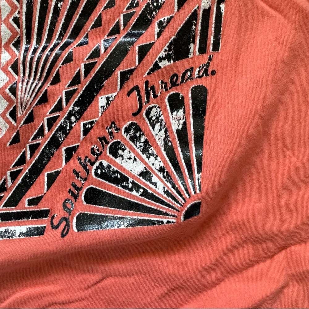 Southern Thread Tee - Picture 2 of 4
